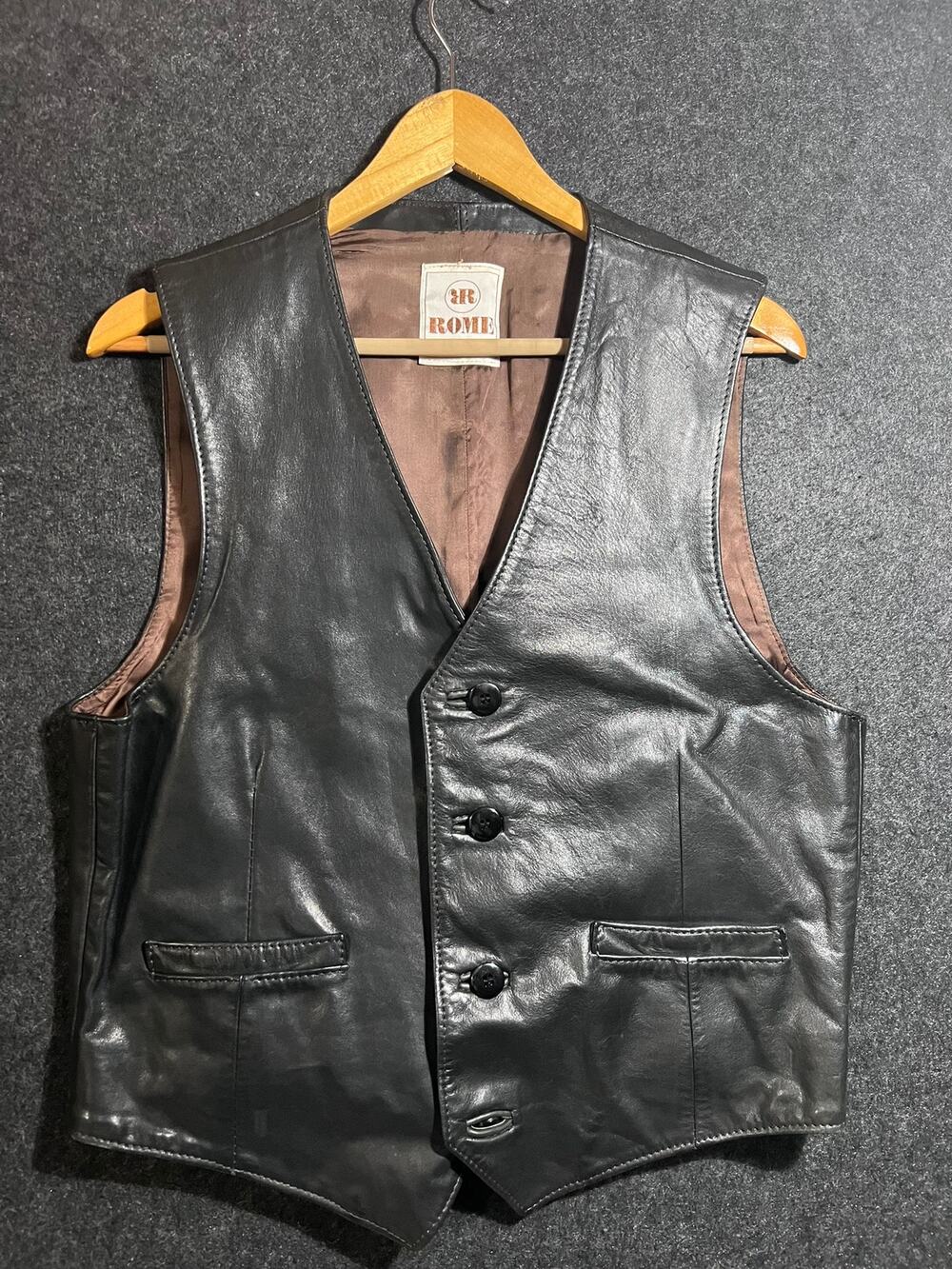 Vintage Rome 100% Genuine Leather Men's 44  Button Up Black